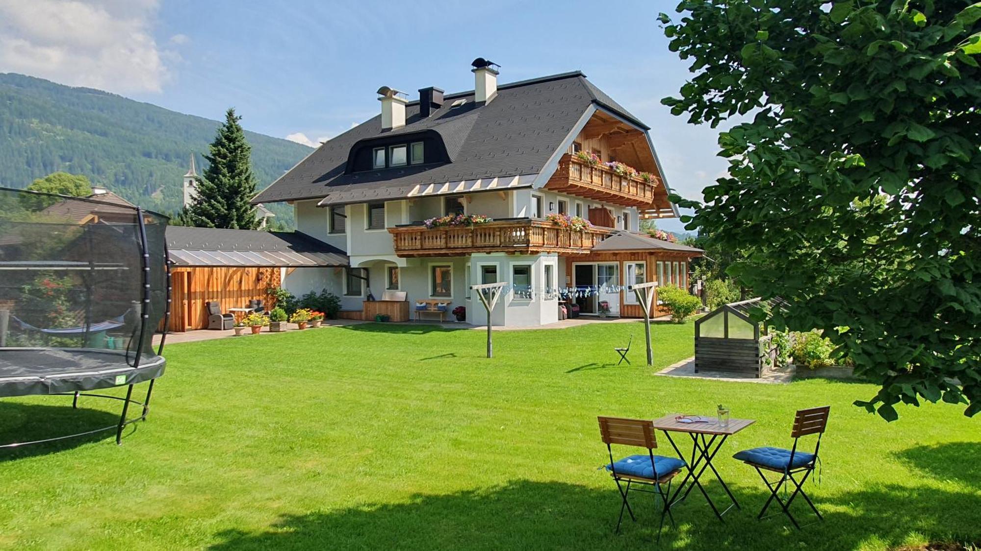 Ferienwohnungen Haus-Holzer Mauterndorf  Exterior foto
